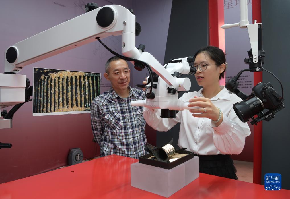 下载游戏中心软件